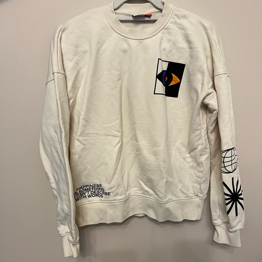 Graphic Zara Crewneck